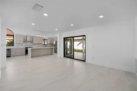 11260 SW 157th Court Miami FL 33196