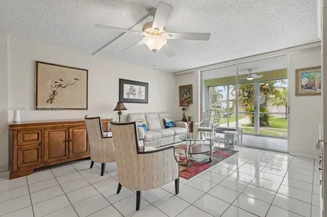 414 SE 10th Street Dania Beach FL 33004