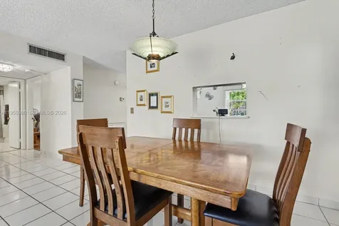 414 SE 10th Street Dania Beach FL 33004