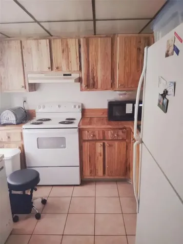 3121 NW 47th Terrace Lauderdale Lakes FL 33319