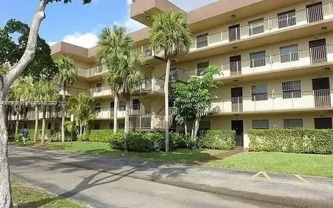 3121 NW 47th Terrace Lauderdale Lakes FL 33319