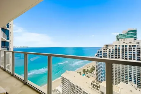 3101 S Ocean Drive Hollywood FL 33019