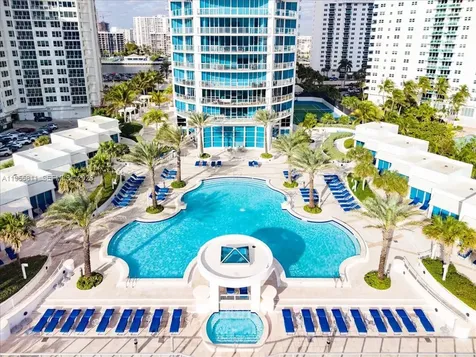 3101 S Ocean Drive Hollywood FL 33019