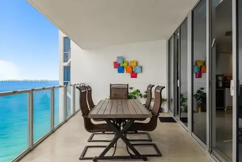 3101 S Ocean Drive Hollywood FL 33019