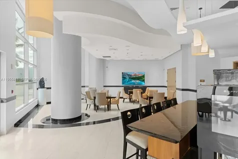 3101 S Ocean Drive Hollywood FL 33019