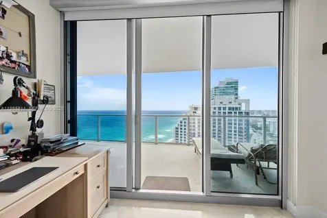 3101 S Ocean Drive Hollywood FL 33019