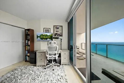 3101 S Ocean Drive Hollywood FL 33019
