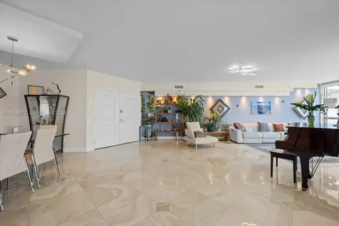 3101 S Ocean Drive Hollywood FL 33019