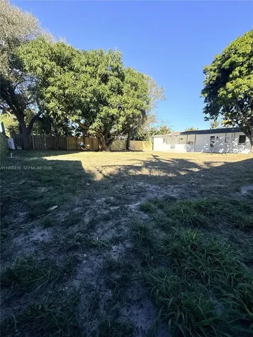 136 N Evergreen Drive Lake Park FL 33403