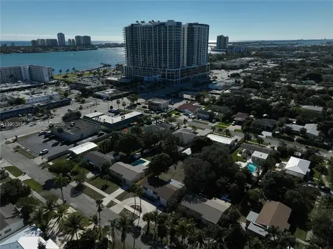 136 N Evergreen Drive Lake Park FL 33403