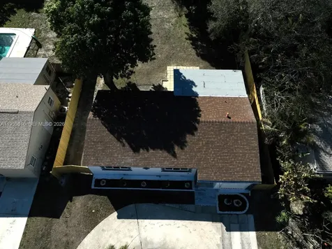 136 N Evergreen Drive Lake Park FL 33403