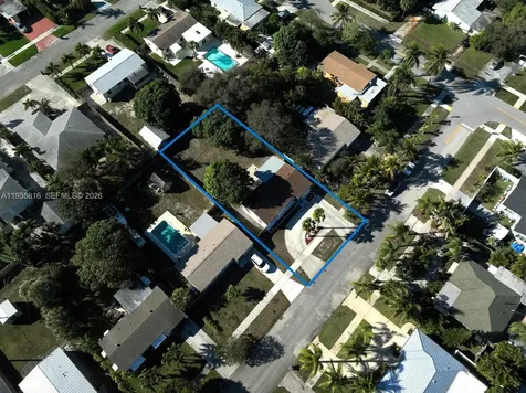 136 N Evergreen Drive Lake Park FL 33403