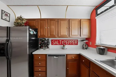 4543 SE Dryfus Avenue Stuart FL 34997