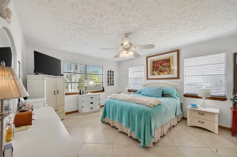 4543 SE Dryfus Avenue Stuart FL 34997