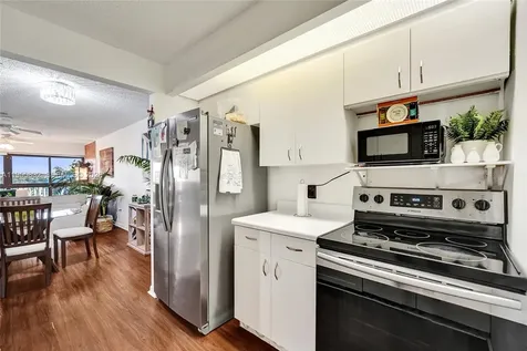 1651 SW 127th Avenue Pembroke Pines FL 33027