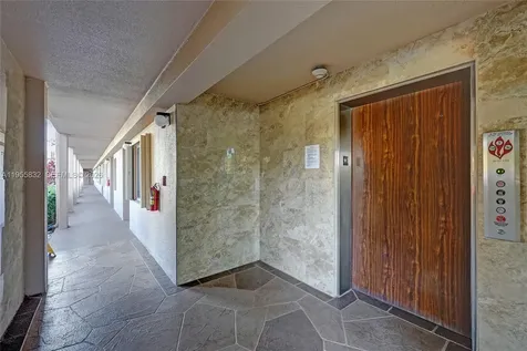 1651 SW 127th Avenue Pembroke Pines FL 33027