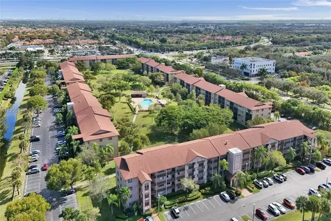 1651 SW 127th Avenue Pembroke Pines FL 33027