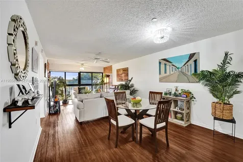1651 SW 127th Avenue Pembroke Pines FL 33027