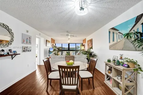 1651 SW 127th Avenue Pembroke Pines FL 33027