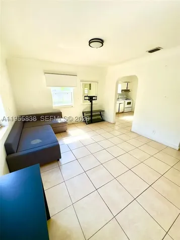 1814 Washington Street Hollywood FL 33020