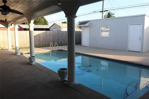 7150 Coolidge Street Hollywood FL 33024