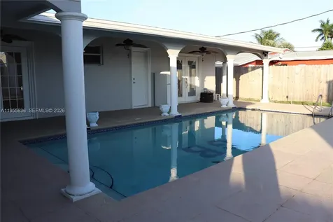 7150 Coolidge Street Hollywood FL 33024