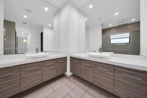 15877 SW 136th Way Miami FL 33196