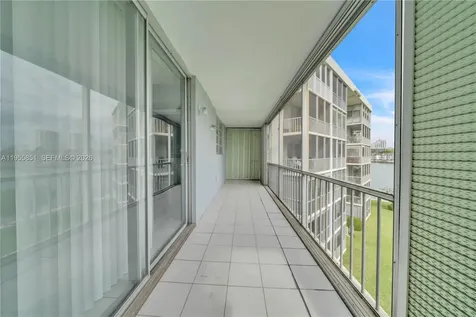 3030 Marcos Drive Aventura FL 33160
