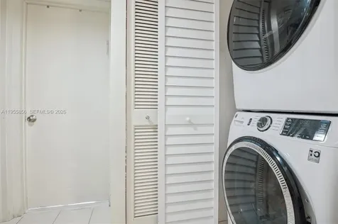 4301 Collins Avenue Miami Beach FL 33140