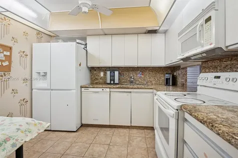 4301 Collins Avenue Miami Beach FL 33140
