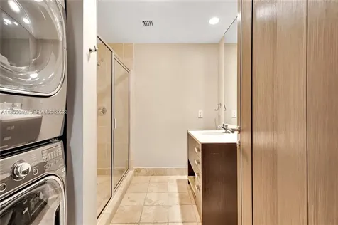 18201 Collins Avenue Sunny Isles Beach FL 33160