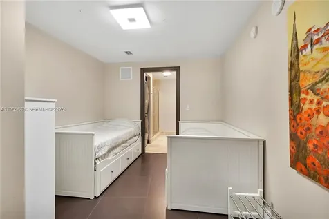 18201 Collins Avenue Sunny Isles Beach FL 33160