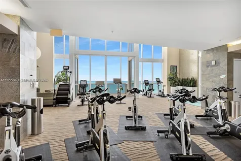 18201 Collins Avenue Sunny Isles Beach FL 33160