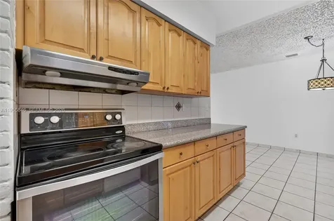 5700 NW 111th Terrace Hialeah FL 33012