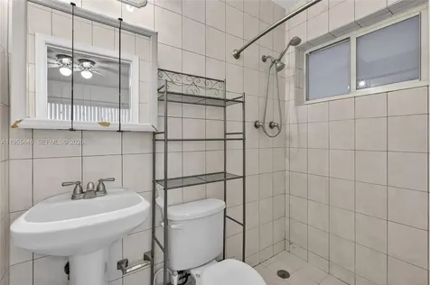 5700 NW 111th Terrace Hialeah FL 33012