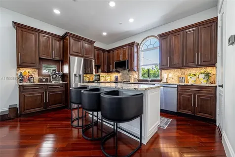430 Sunset Drive Pompano Beach FL 33062