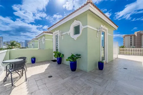 430 Sunset Drive Pompano Beach FL 33062
