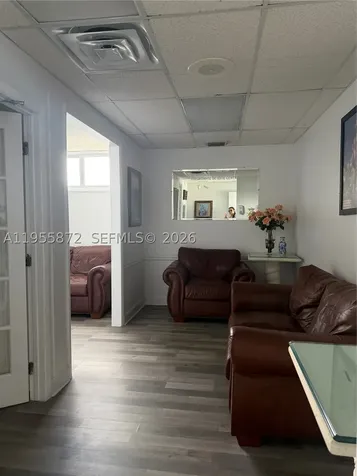 600 NW 35th Avenue Miami FL 33125