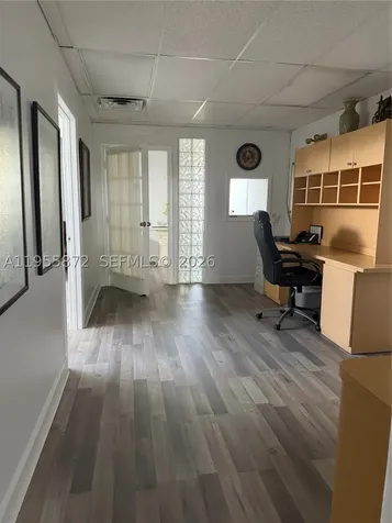 600 NW 35th Avenue Miami FL 33125