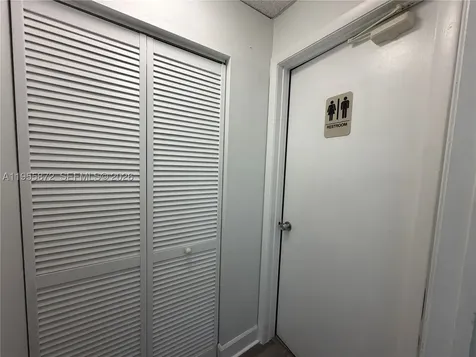 600 NW 35th Avenue Miami FL 33125
