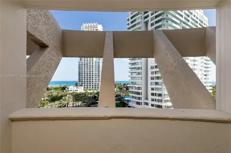 300 S Pointe Drive Miami Beach FL 33139