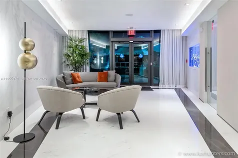 300 S Pointe Drive Miami Beach FL 33139
