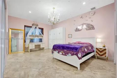 3175 Hunter Road Weston FL 33331