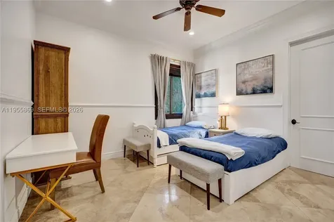 3175 Hunter Road Weston FL 33331