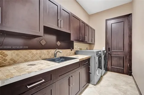 3175 Hunter Road Weston FL 33331