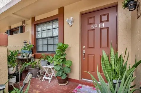 5914 SW 133rd Court Miami FL 33183