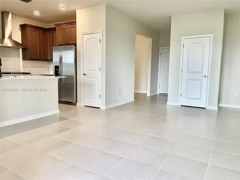 4490 Gramercy Drive Oakland Park FL 33309