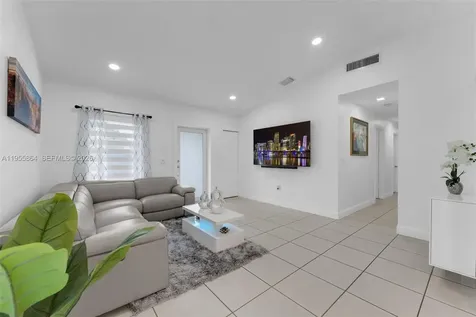 4321 SW 138th Court Miami FL 33175