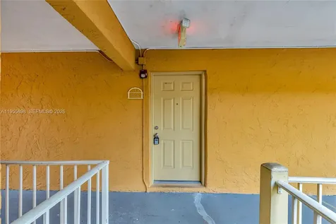 17901 NW 68th Avenue Hialeah FL 33015