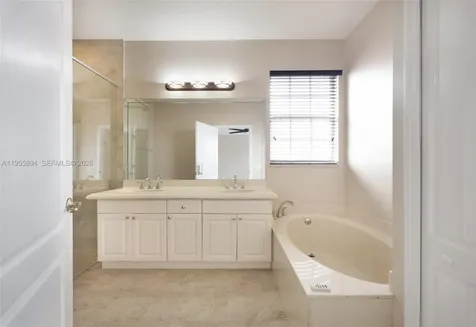 15963 SW 99th Lane Miami FL 33196